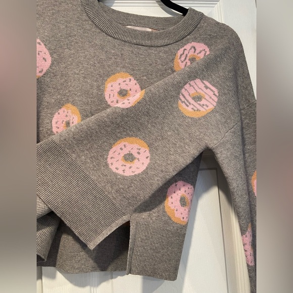 NWT If It Were Me Size S Oversized Cropped Pink Frosted Donut Pullover Sweater - Picture 6 of 13